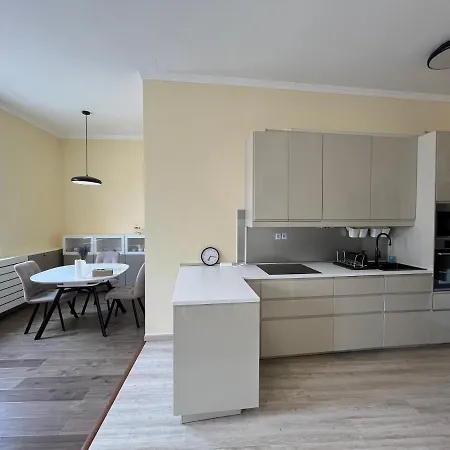 Mar Vartalak A Fo Teren