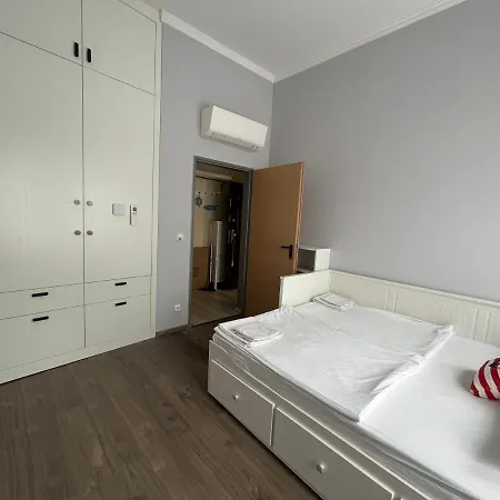 Mar Vartalak A Fo Teren Siofok