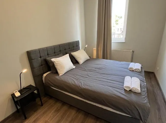 Mar Vartalak A Fo Teren Siófok